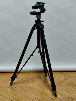 Manfrotto 058B - profesionální foto / video stativ