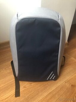 Nový smart bezpečnostní batoh Town