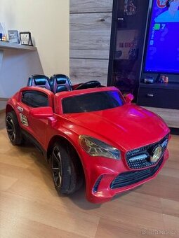 Dětské elektrické auto s možností dálkového ovládání