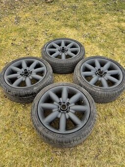 Alu kola s novými letními pneu 205/45 R17