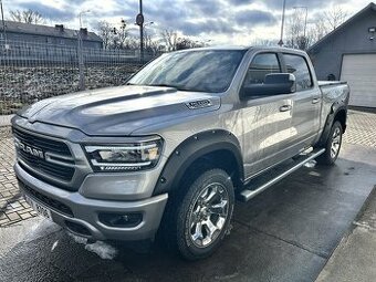 Dodge RAM 1500 5.7 HEMI 4x4