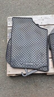 Gumové koberce pro vozy Škoda