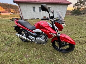 Suzuki inazuma gw 250