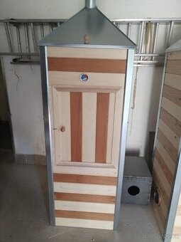 Dřevěná udírna,cena je konečná,doprava po celé ČR