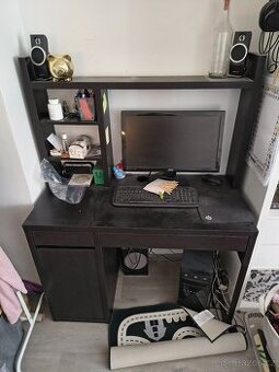 Ikea pracovní stůl MICKE s nastavcem