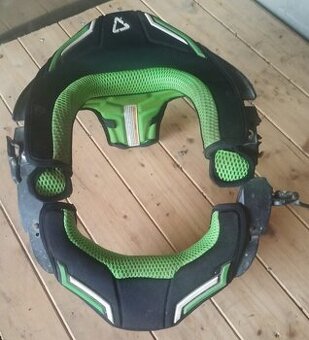 Krční chránič LEATT