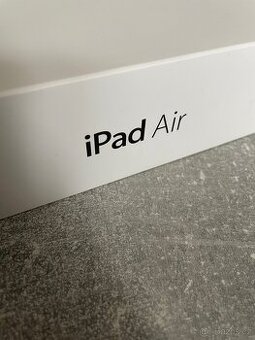 Apple IPad Air 128GB WiFi+cellular a příslušenství