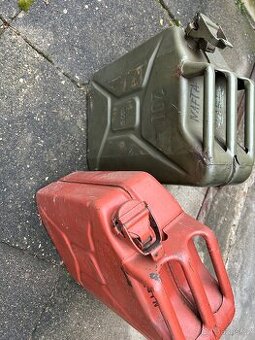 Kovový kanystr 20 l