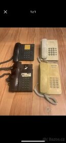 Prodám 4 ks starých telefonu.