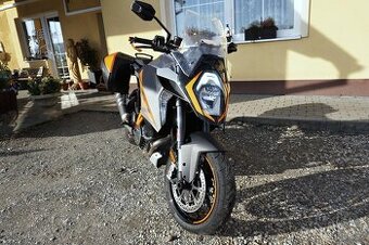 KTM SUPERDUKE 1290GT 2017 // KUFRY //SERVIS