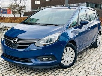OPEL ZAFIRA TOURER 1.6CDTi MANUÁL LED KAMERA VÝHŘEV SERVISKA