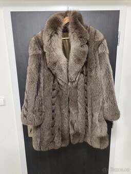 Luxusní kabát z pravé stříbrné lišky – Silver Fox – VEL. 48