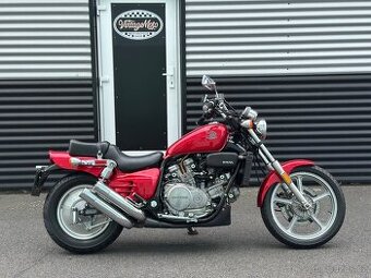 Honda VF 750 Super Magna (1987)