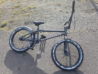 WETHEPEOPLE 2020 ARCADE MATT BLACK