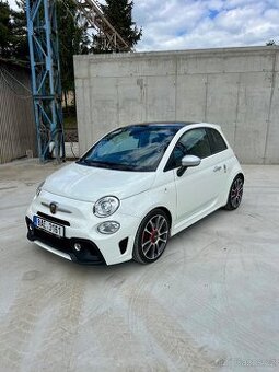 Abarth model 595 50th, manuál, 23tis. Km, 1.maj.