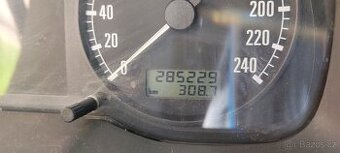 Škoda Octavia 1,6 benzin
