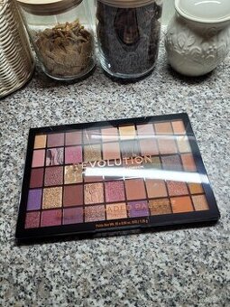 Nová paletka Maxi Reloaded Palette zn. Revolution