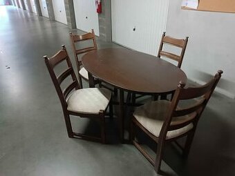 S DOVOZEM masivní oválný dřevěný stůl 90x140 a 4 židle