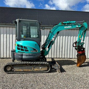 Minirypadlo Kobelco SK35SR-5 4 tuny