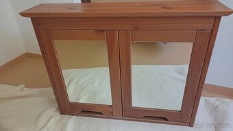 Zrcadlová skříňka IKEA leskvik