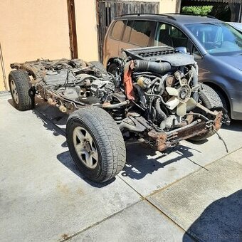 Toyota Land Cruiser 200 4.5 V8 D-4D 195KW r.v.2010
