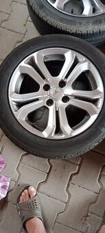 AL kola Peugeot 208