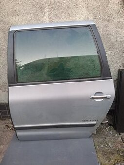 Náhradní díly na vw sharan