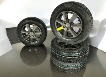Alu kola Škoda 5x112 + Zimní nové 195/65r15