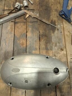 Kryt spojky jawa 250 panelka