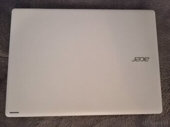 Acer Aspire One 11 (AO1-132-C9M9)