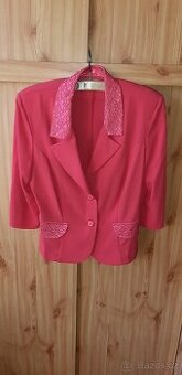 Dámský kostýmek