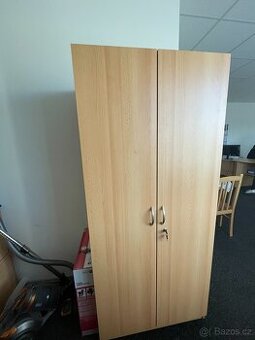 Šatní skříň