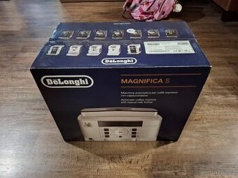 Automatický kávovar De'Longhi Magnifica S Ecam 22.112 B čer