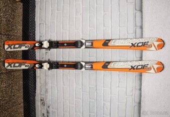 Skoro nové carvingové lyže 159 cm Blizzard, bezvadný stav, h