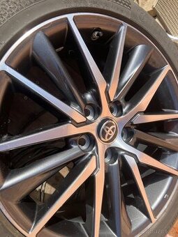 Continental 235/45R18