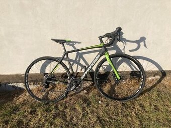 karbonové silniční kolo Cannondale Synapse 54