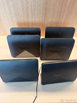 Synology Mesh WiFi systém – 6× MR2200ac router