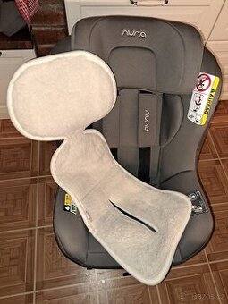 Autosedačka Nuna PRUU 2024