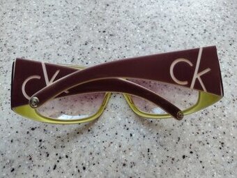 Dámské sluneční brýle Calvin Klein