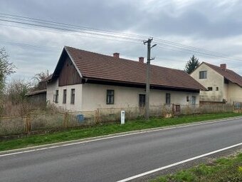 K prodeji RD v obci Sekeřice čp. 60, 5575 m2.