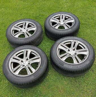 Prodám nové pneu 215/55R16 93v s elektrony