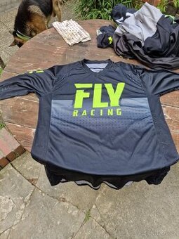 Dresy na enduro vel L