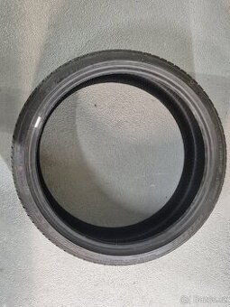 2x Letni pneu 225/35 R19, rv2023, 2 kusy