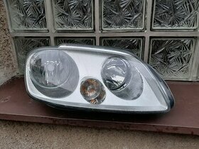 VW Touran 1T1 - přední lampa