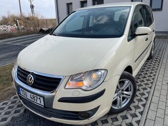 VW Touran 1.9tdi 66kw, tažné zařízení