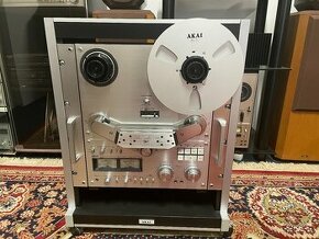 kotoučový magnetofon AKAI GX-635D v racku - 1
