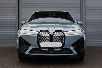 BMW iX M60 nebourané (č. B21)