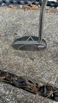 Prodám putter YES C-GROOVE model Victoria cena 2990,- - 1