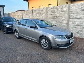 Škoda Octavia 3 1.6 TDI původ CZ najeto 135 000km