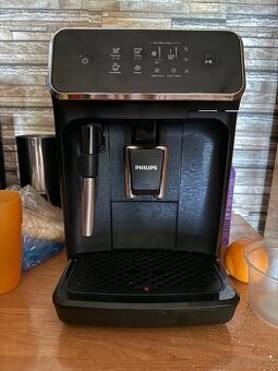 Kávovar Philips EP 2220/10 v záruce